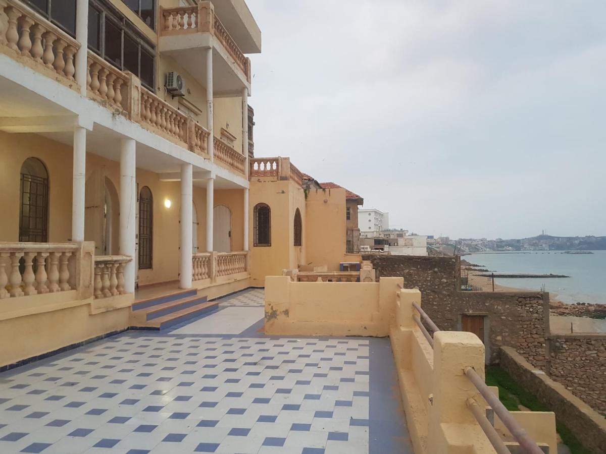 Residence Yasamine Ain El Turck Ain el Turk Exterior photo